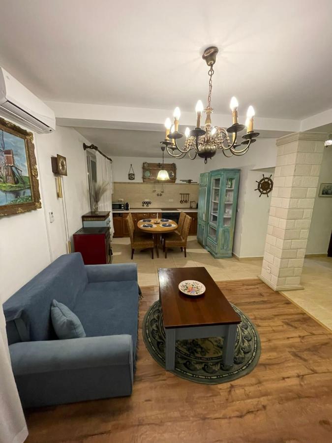 Apartament Yannis Apartment Alba Iulia Exterior photo