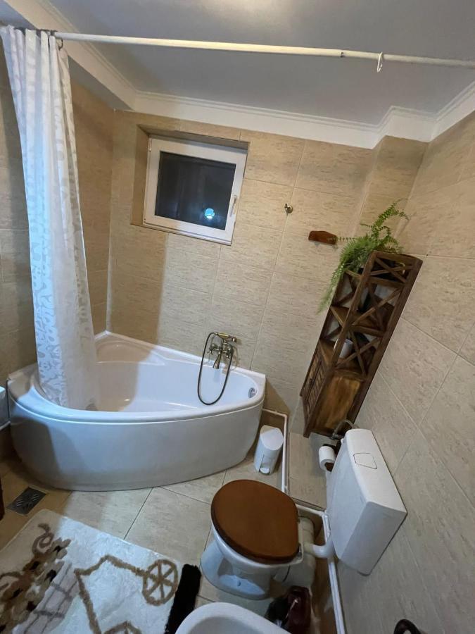 Apartament Yannis Apartment Alba Iulia Exterior photo